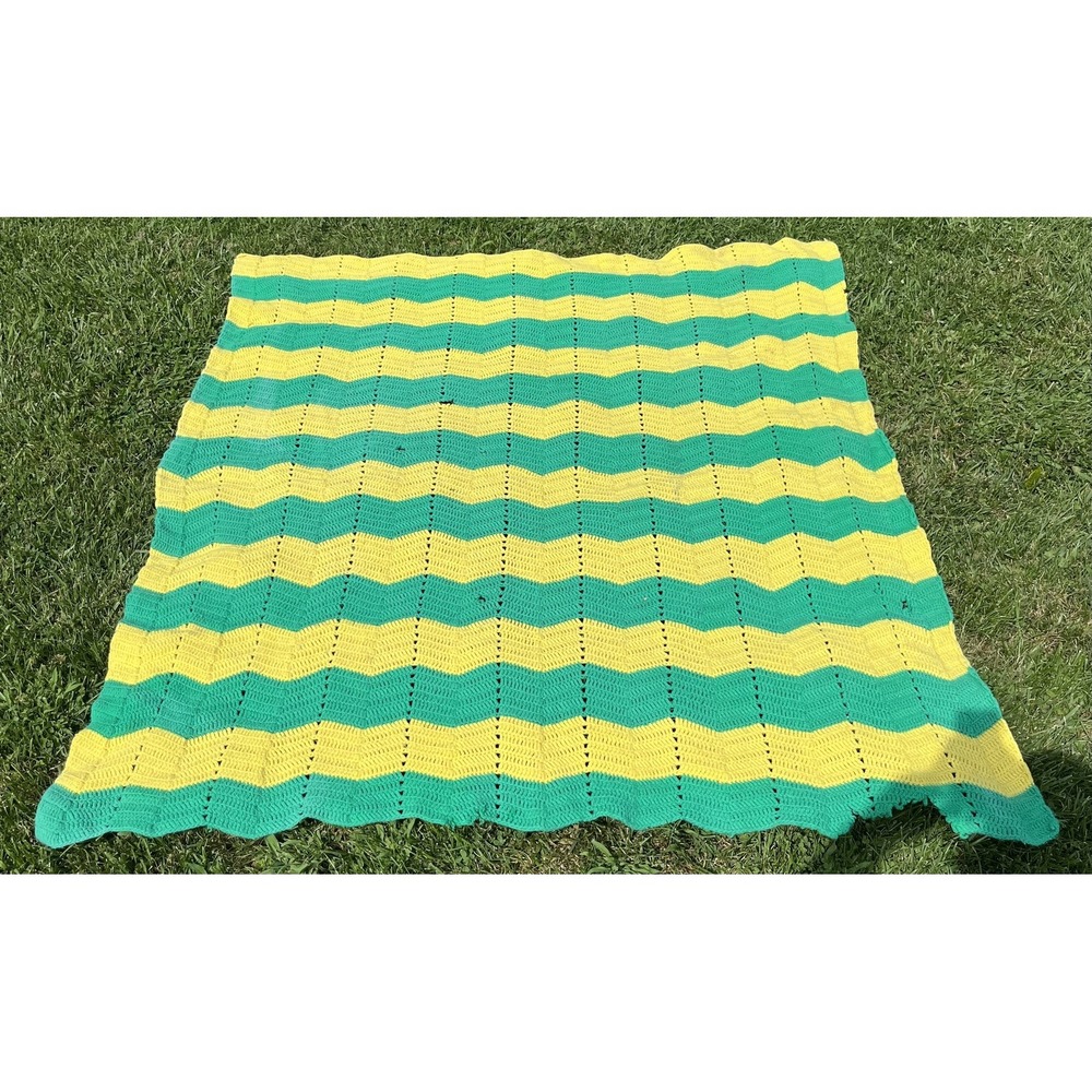Vintage Handmade Crochet Zig Zag Afghan Blanket Throw Lap Blanket 1970s Retro De